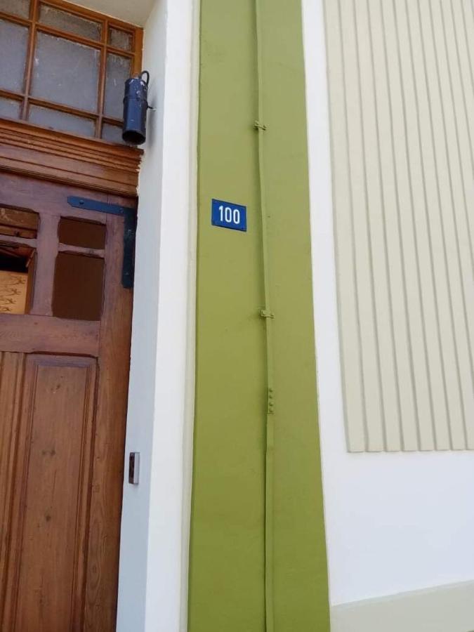 Pb Urban Garden Stay With Secured Parking Sremska Mitrovica Esterno foto